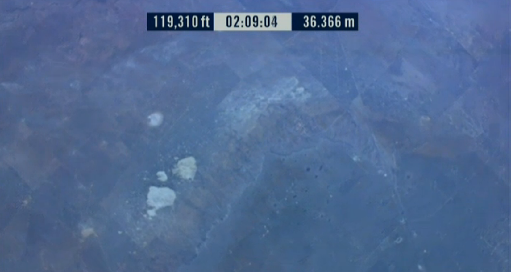 36 000 meter. 36 000 meter.